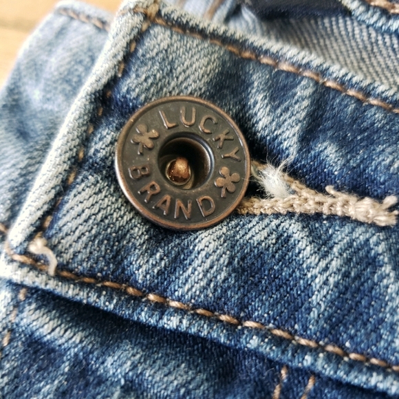Lucky Brand High Rise Embroidered Denim - Picture 10 of 14